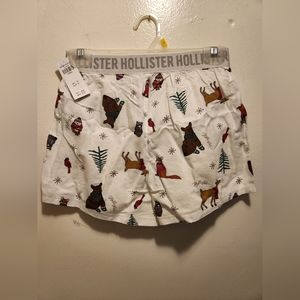 Hollister Christmas shorts size xs